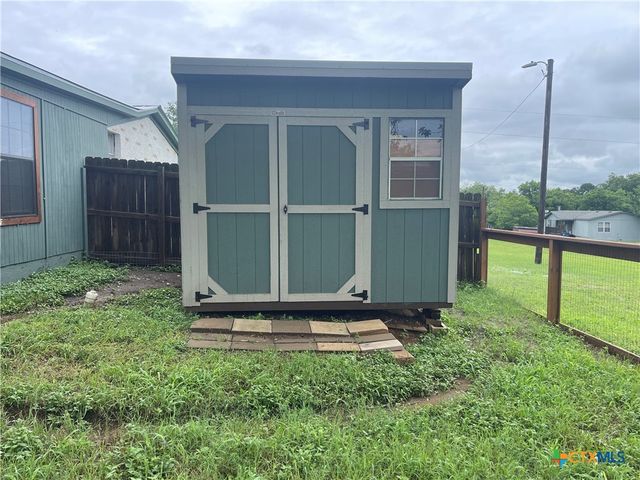 365 Forshage Boulevard, Seguin, TX 78155