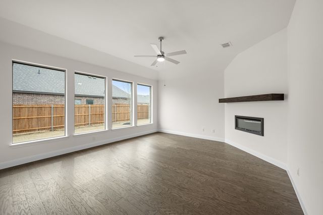 1813 Golden Meadow Court, Cleburne, TX 76033