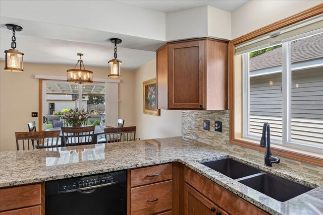 306 S Calvin Ln, Spokane Valley, WA 99216