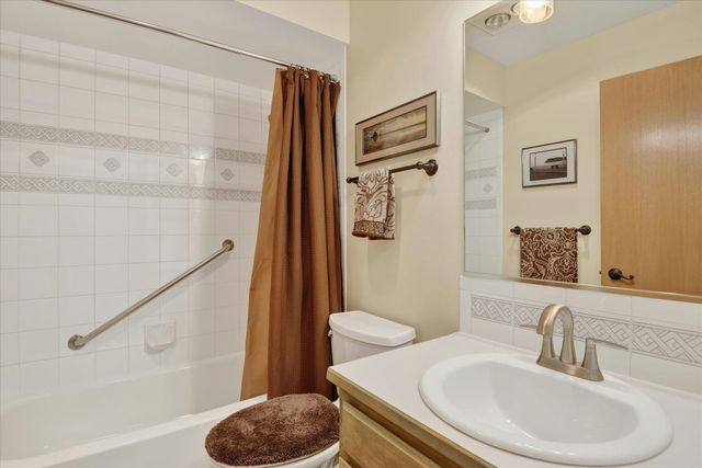 306 S Calvin Ln, Spokane Valley, WA 99216