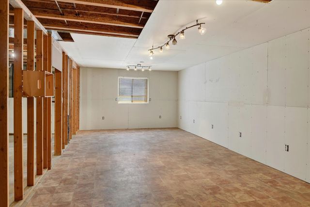 306 S Calvin Ln, Spokane Valley, WA 99216
