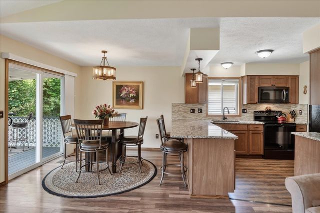 306 S Calvin Ln, Spokane Valley, WA 99216