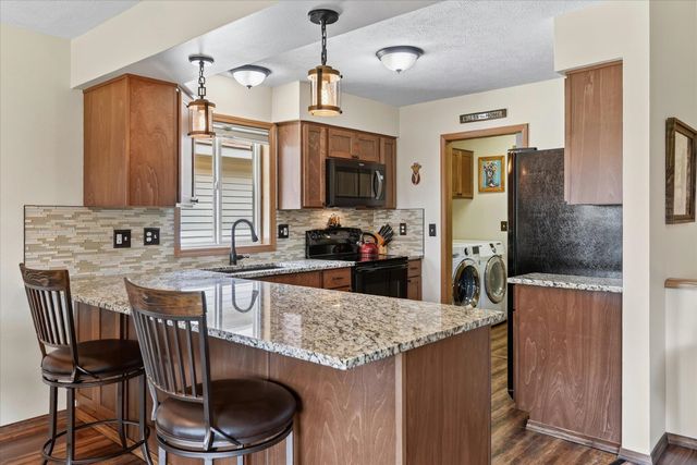306 S Calvin Ln, Spokane Valley, WA 99216
