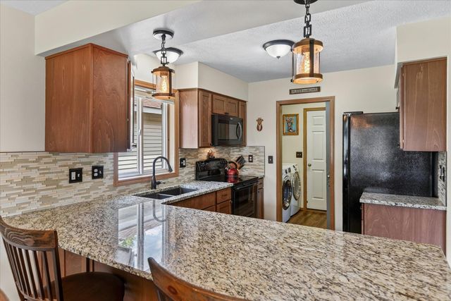 306 S Calvin Ln, Spokane Valley, WA 99216