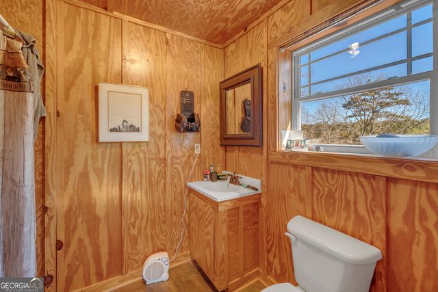 407 J R Sims Road, Irwinton, GA 31042