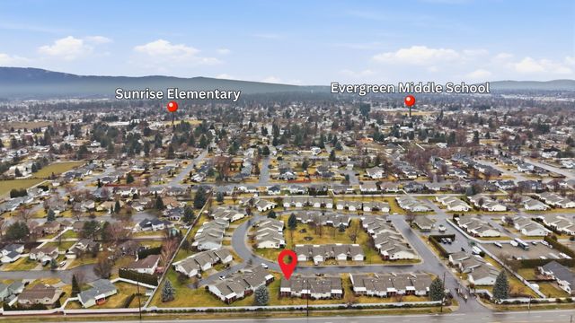 1948 S Century Ln, Veradale, WA 99037