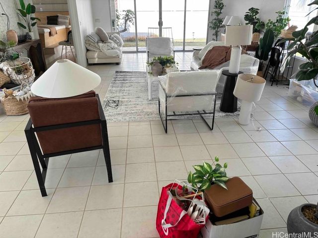 532 Portlock Road, Honolulu, HI 96825