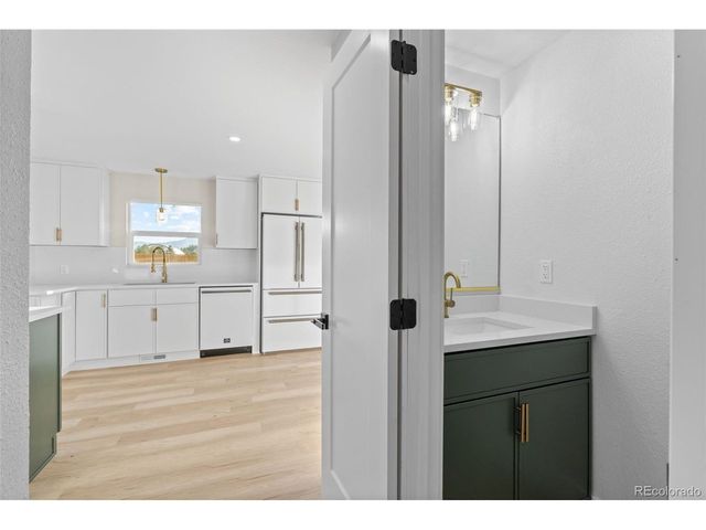 2099 S Hoyt Way, Denver, CO 80227