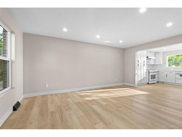 2099 S Hoyt Way, Denver, CO 80227