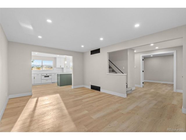 2099 S Hoyt Way, Denver, CO 80227
