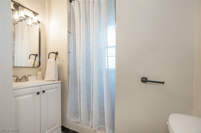 12617 Hirst Avenue, Cleveland, OH 44135