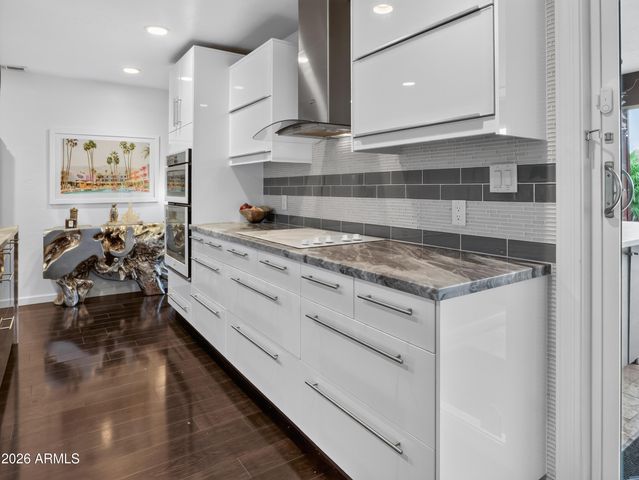 8002 E HUBBELL Street, Scottsdale, AZ 85257