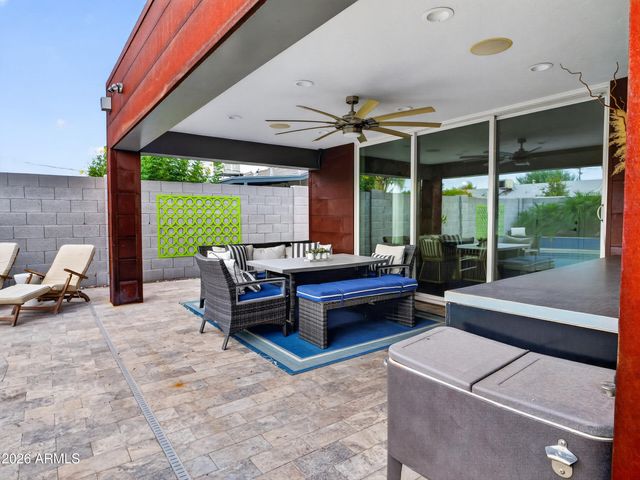 8002 E HUBBELL Street, Scottsdale, AZ 85257
