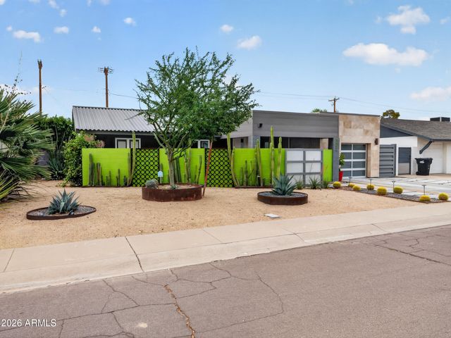 8002 E HUBBELL Street, Scottsdale, AZ 85257