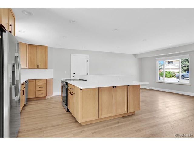 9204 W Colorado Ave, Lakewood, CO 80232