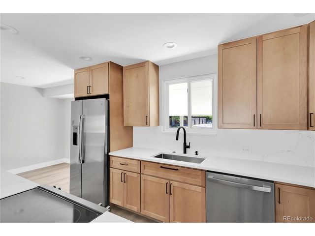 9204 W Colorado Ave, Lakewood, CO 80232