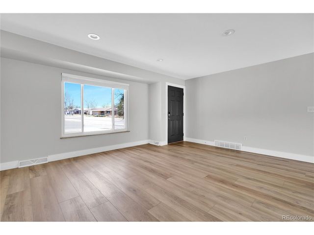 9204 W Colorado Ave, Lakewood, CO 80232