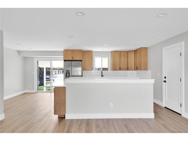 9204 W Colorado Ave, Lakewood, CO 80232