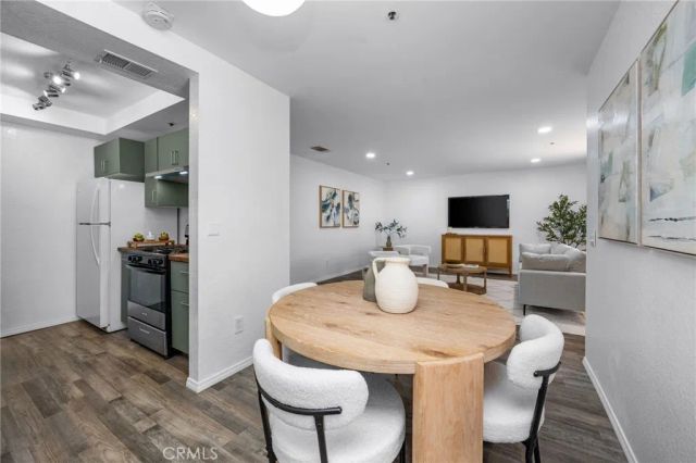 12141 Centralia 206, Lakewood, CA 90715