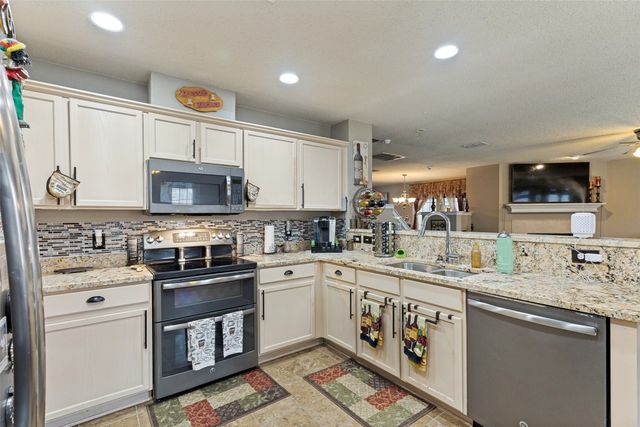 13821 Sonterra Ranch Road, Fort Worth, TX 76262