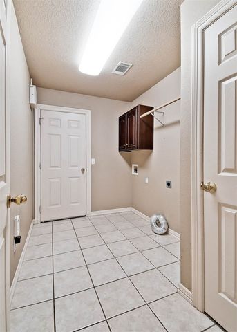 3130 Amberwood Street, Springdale, AR 72762