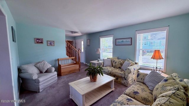 6 Spring Street, Beachwood, NJ 08722