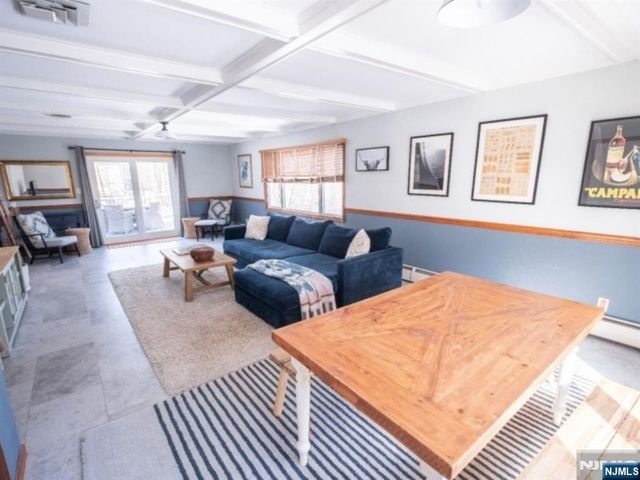 160 Degray Street, Haledon, NJ 07508