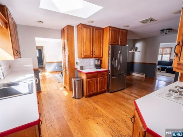 160 Degray Street, Haledon, NJ 07508