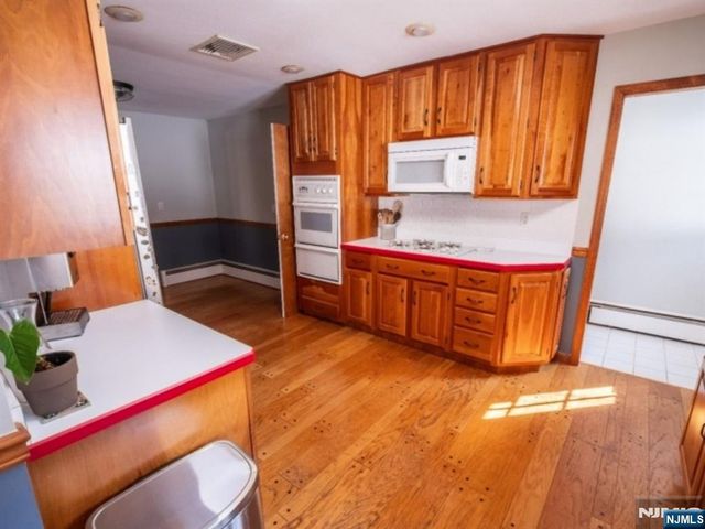 160 Degray Street, Haledon, NJ 07508