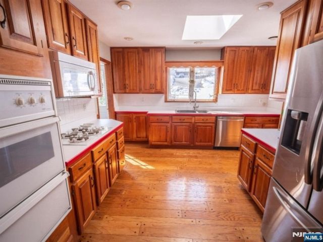 160 Degray Street, Haledon, NJ 07508