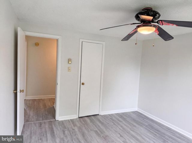 98 GRIMES DR, Martinsburg, WV 25403