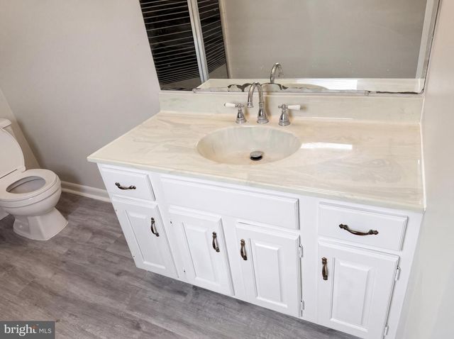 98 GRIMES DR, Martinsburg, WV 25403