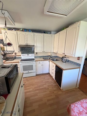 2116 8th Avenue N, Great Falls, MT 59401