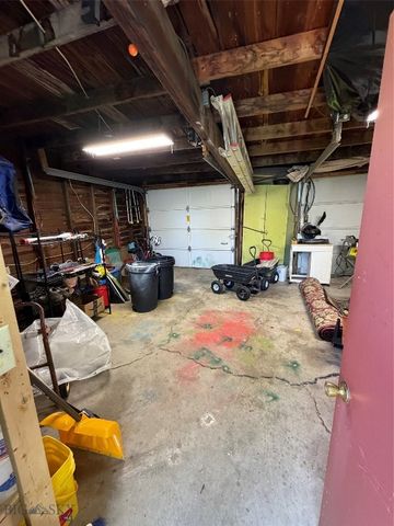 2116 8th Avenue N, Great Falls, MT 59401
