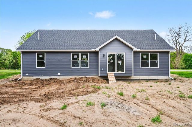 2423 Whisper Ridge Drive, Burton, MI 48507