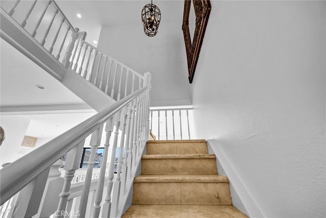 305 Columbia, Newport Beach, CA 92663