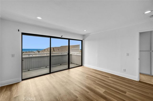 305 Columbia, Newport Beach, CA 92663