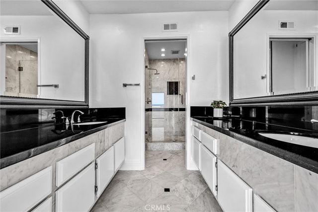 305 Columbia, Newport Beach, CA 92663