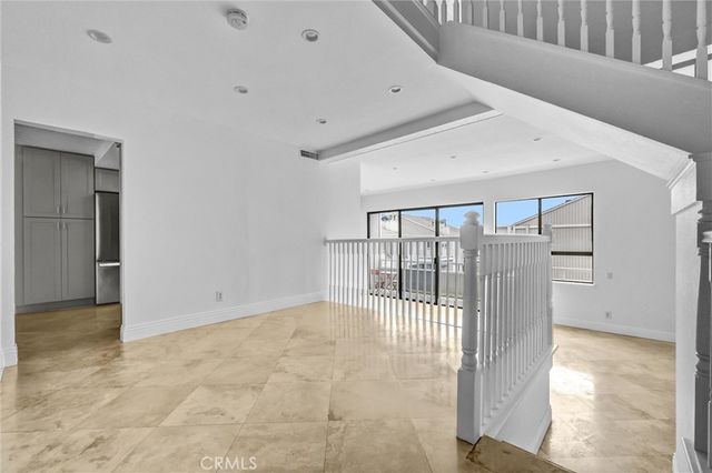 305 Columbia, Newport Beach, CA 92663