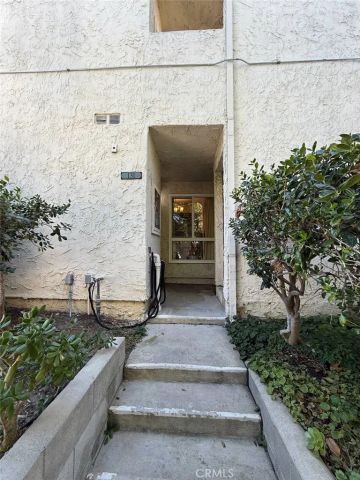 18411 Hatteras, Tarzana, CA 91356