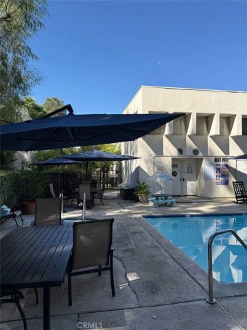 18411 Hatteras, Tarzana, CA 91356