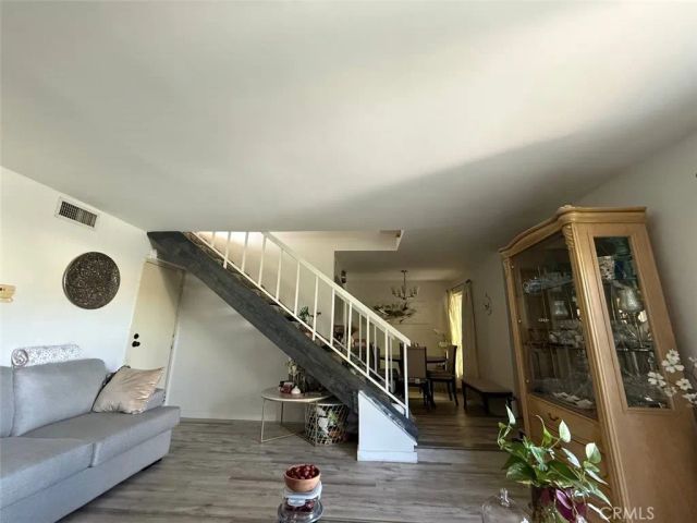 18411 Hatteras, Tarzana, CA 91356