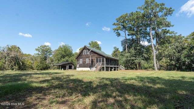 100 Hog Island, New Bern, NC 28560