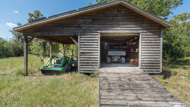 100 Hog Island, New Bern, NC 28560