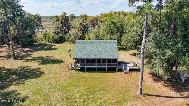 100 Hog Island, New Bern, NC 28560