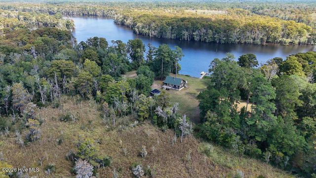 100 Hog Island, New Bern, NC 28560