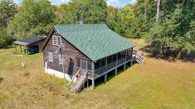 100 Hog Island, New Bern, NC 28560