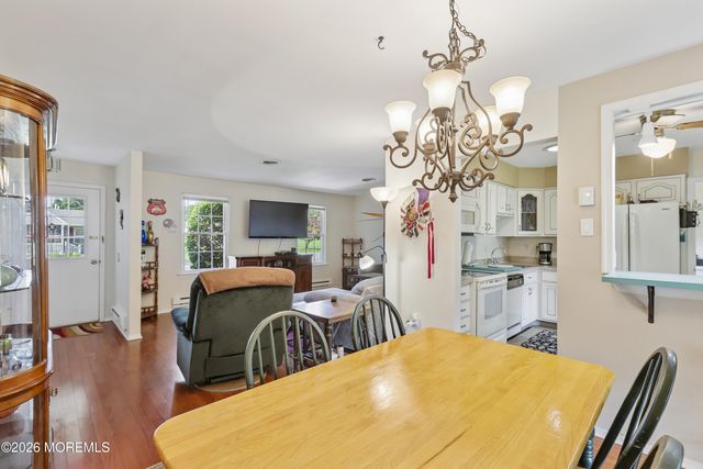 7 Foxboro Court, Whiting, NJ 08759