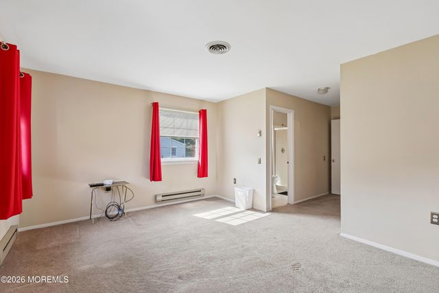 7 Foxboro Court, Whiting, NJ 08759