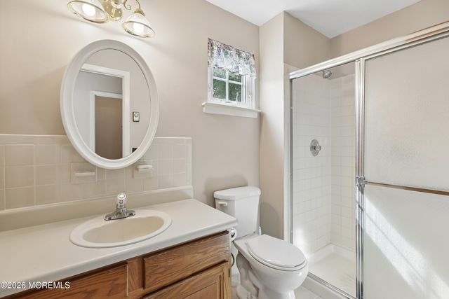 7 Foxboro Court, Whiting, NJ 08759